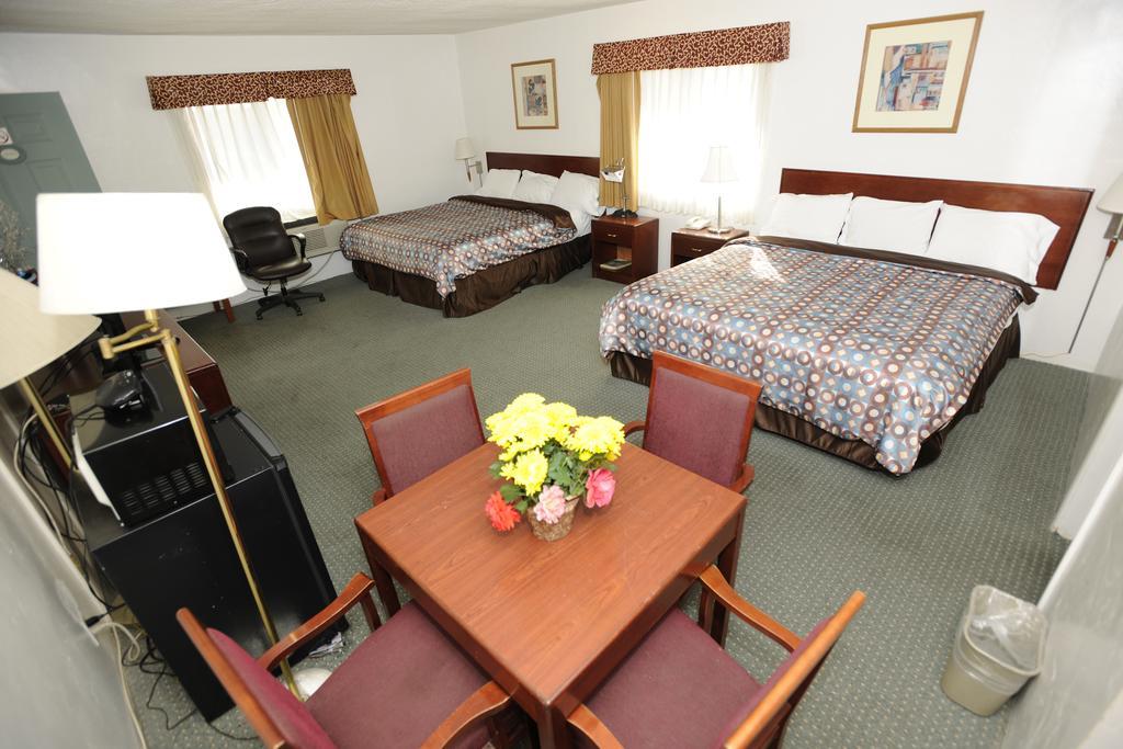 Victoria Motel Ventura Rum bild